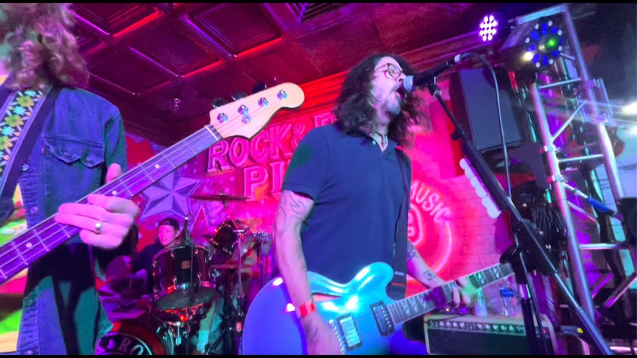 Chevy Metal w/ Dave Grohl - Stage Entrance & 