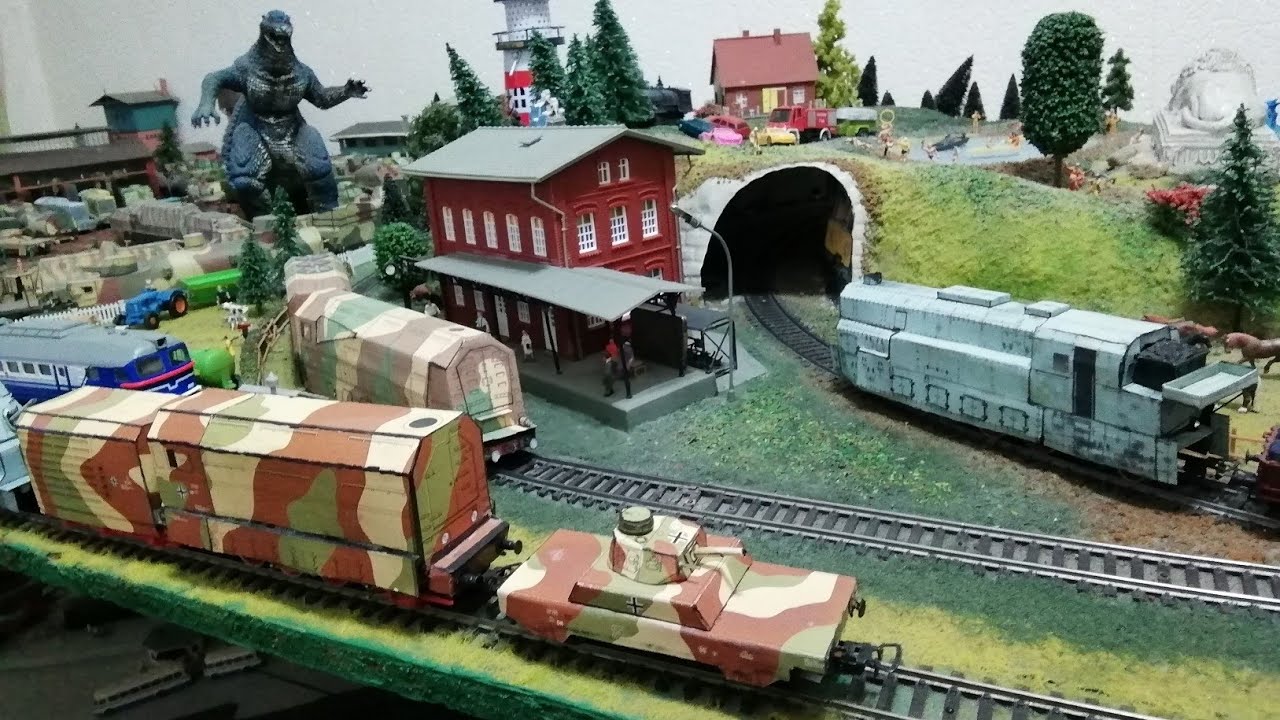 Pociągi Pancerne Wehrmachtu Parow&oacute;z  Pancerny BR55/ Prow&oacute;z Pancerny BR93 bateria kolejowa Gneisenau