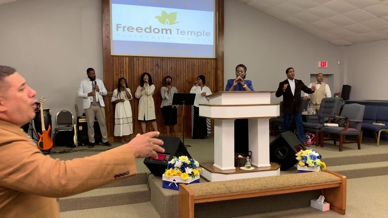 Let Praises Rise // Praise & Worship Service @ the Temple
