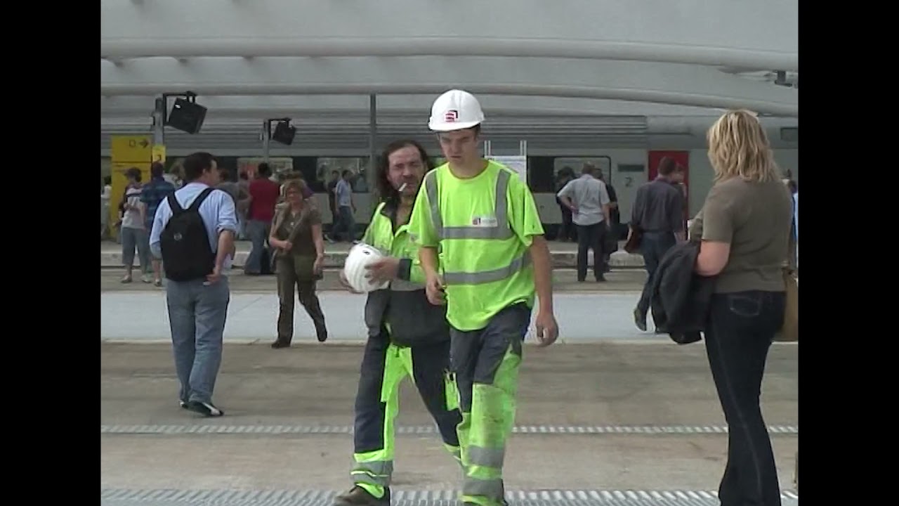Gare des Guillemins - transition entre l'ancienne et la nouvelle gare (2007) -- Enquête du MVW
