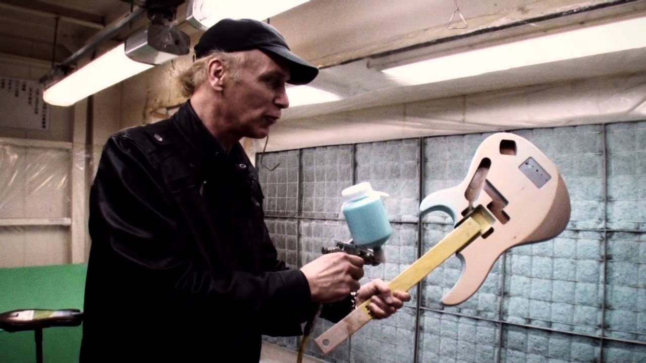 Billy Sheehan's Yamaha Attitude Limited 3: In-Depth Look of the Bass and Factory Tour Pt 3/4