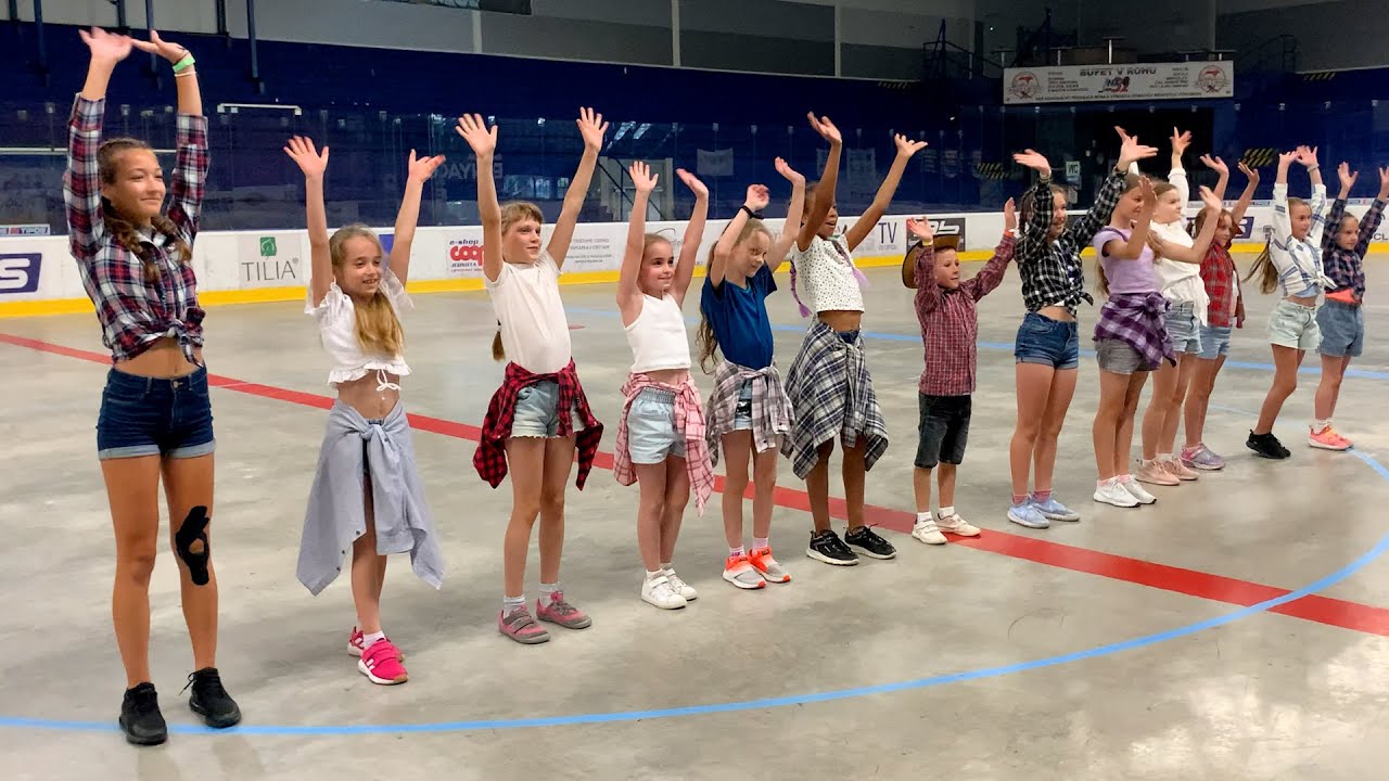 FOOTLOOSE / LUTZ  / ICE CREW CAMP 2024 / Figure skating camp Slovakia