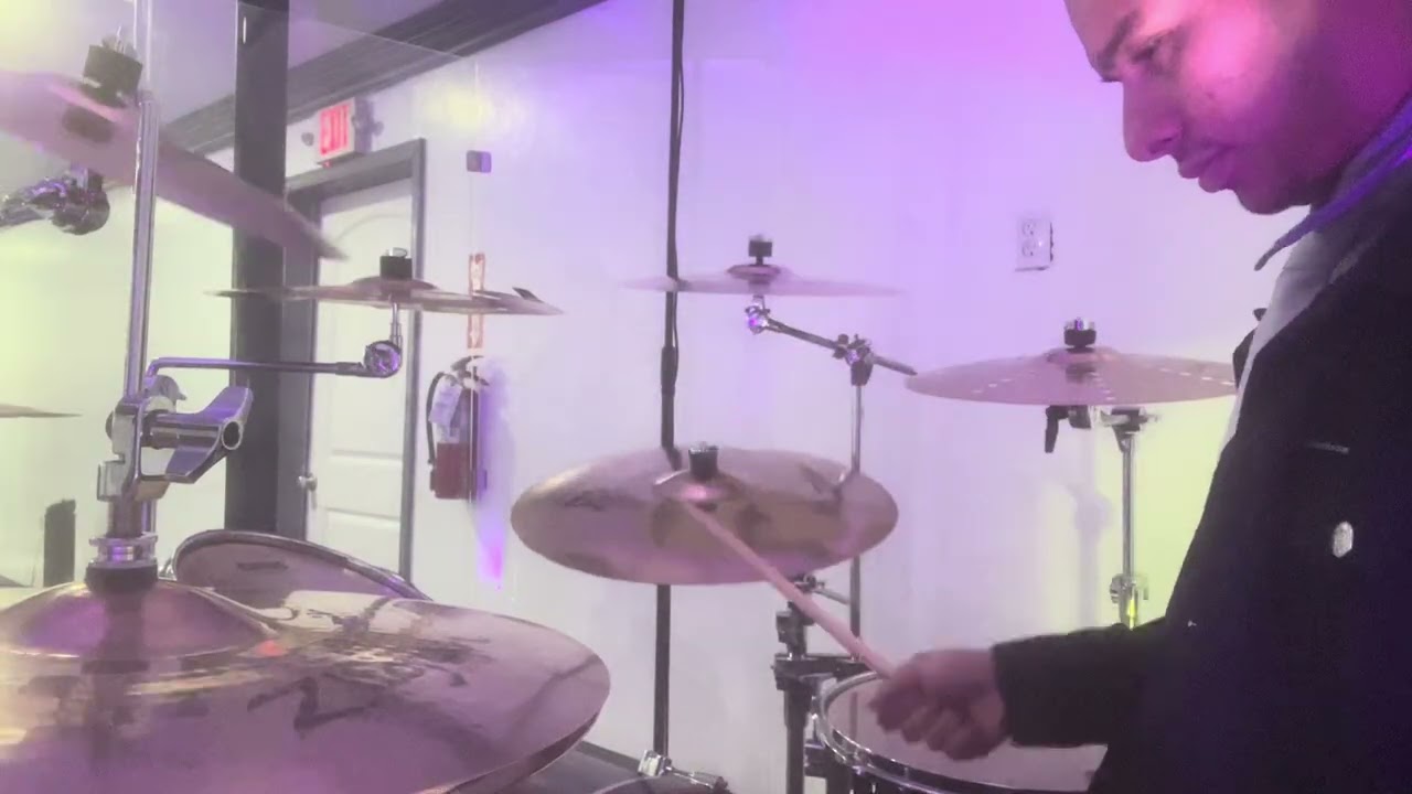 Digno es el senor drum cover new remix driving disco