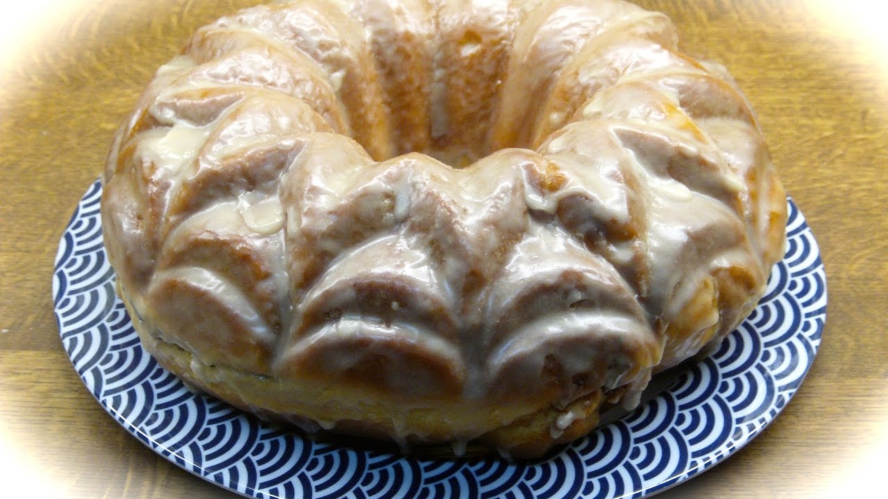 Kaffee-Nuss-Nougat-Gugelhupf
