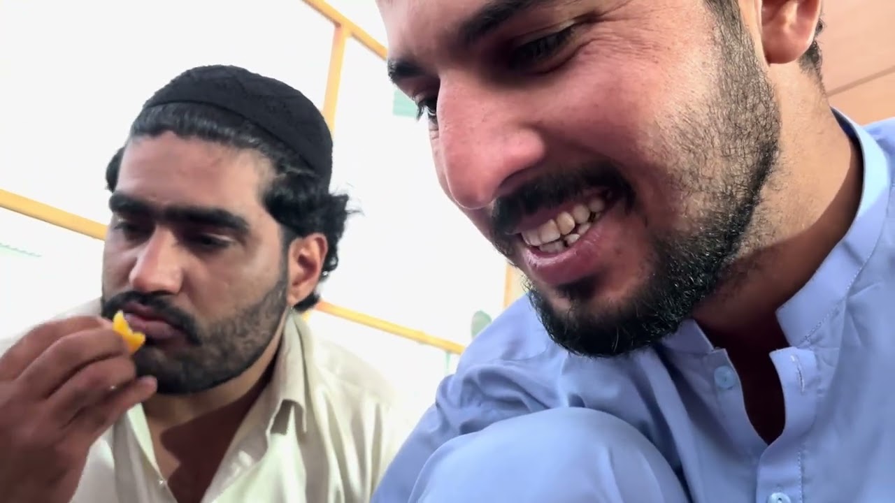 پردیس میں دوستوں کے ساتھ افطاری 💕❤️