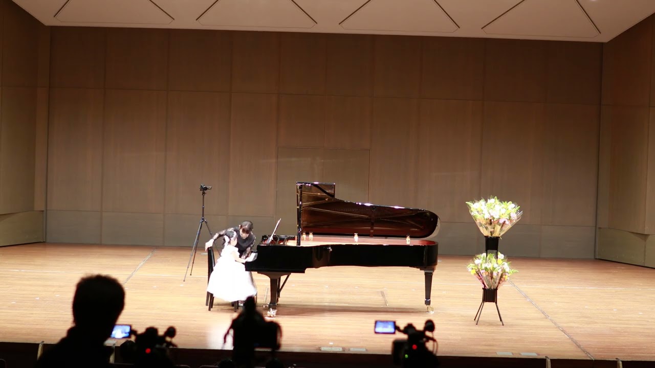マクドナルドおじさん ラブリーなくつやさん