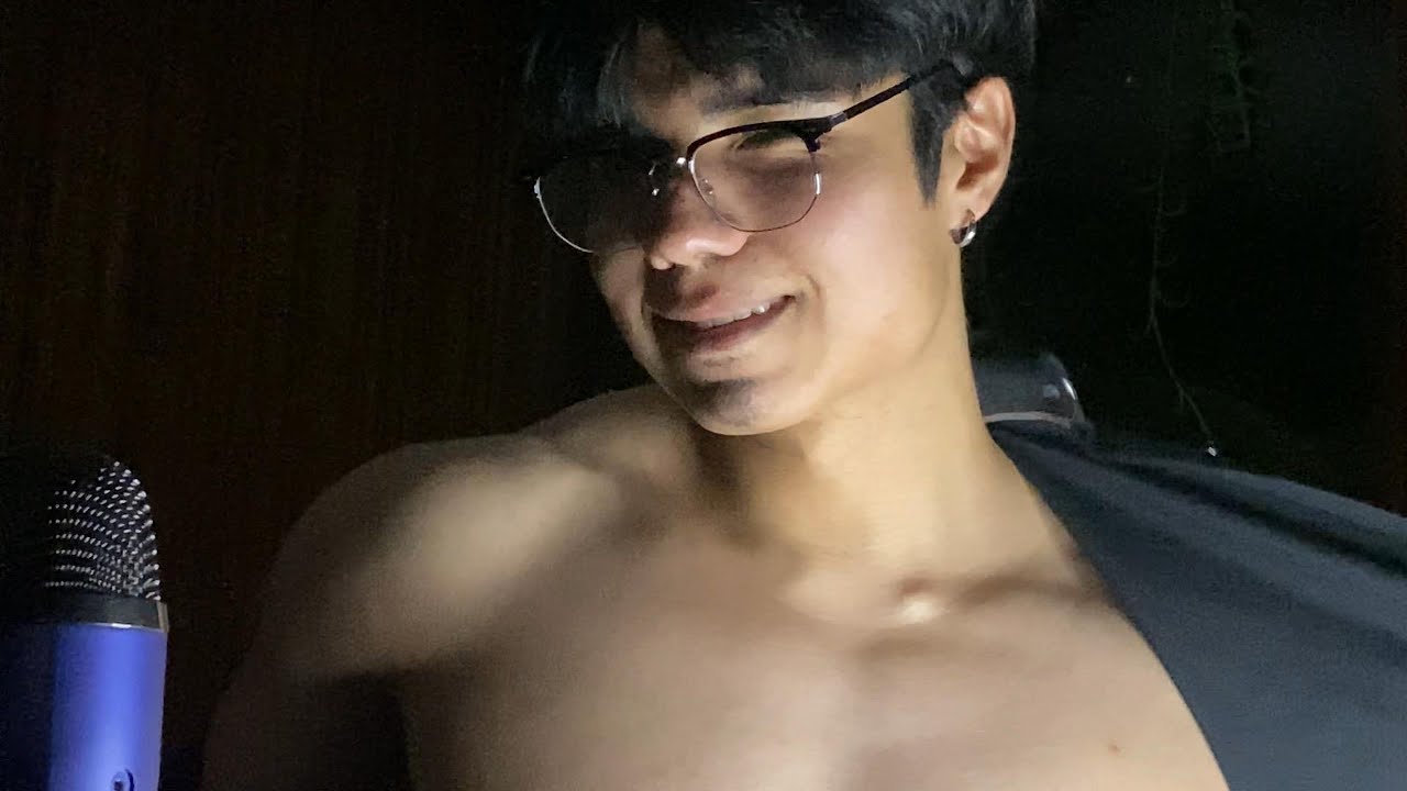 Ayudas a tu novio a elegir ropa para su cita (asmr roleplay)