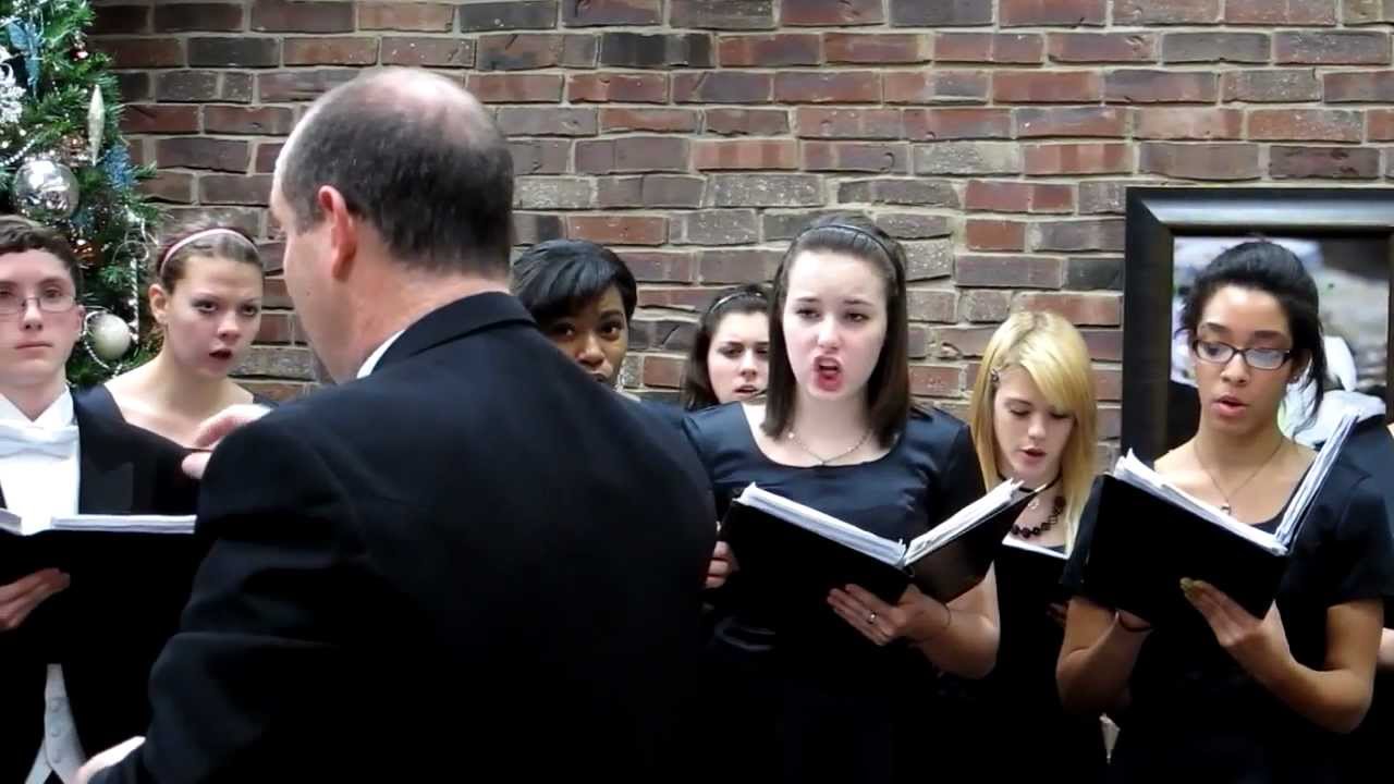 08 A Capella   Deck the Halls