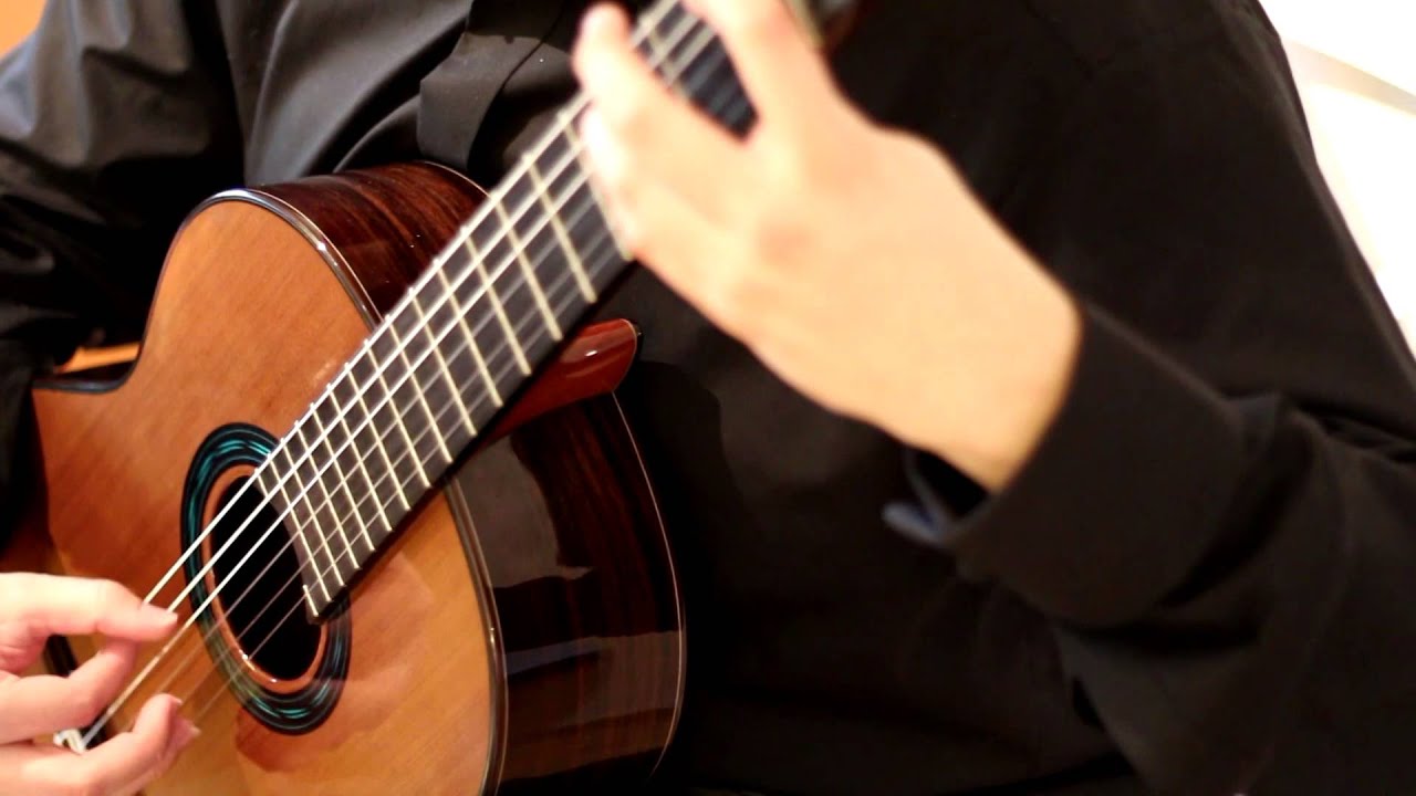 Patrik Kleemola plays Leo Brouwer´s Estudio 18 (Estudios sencillos)