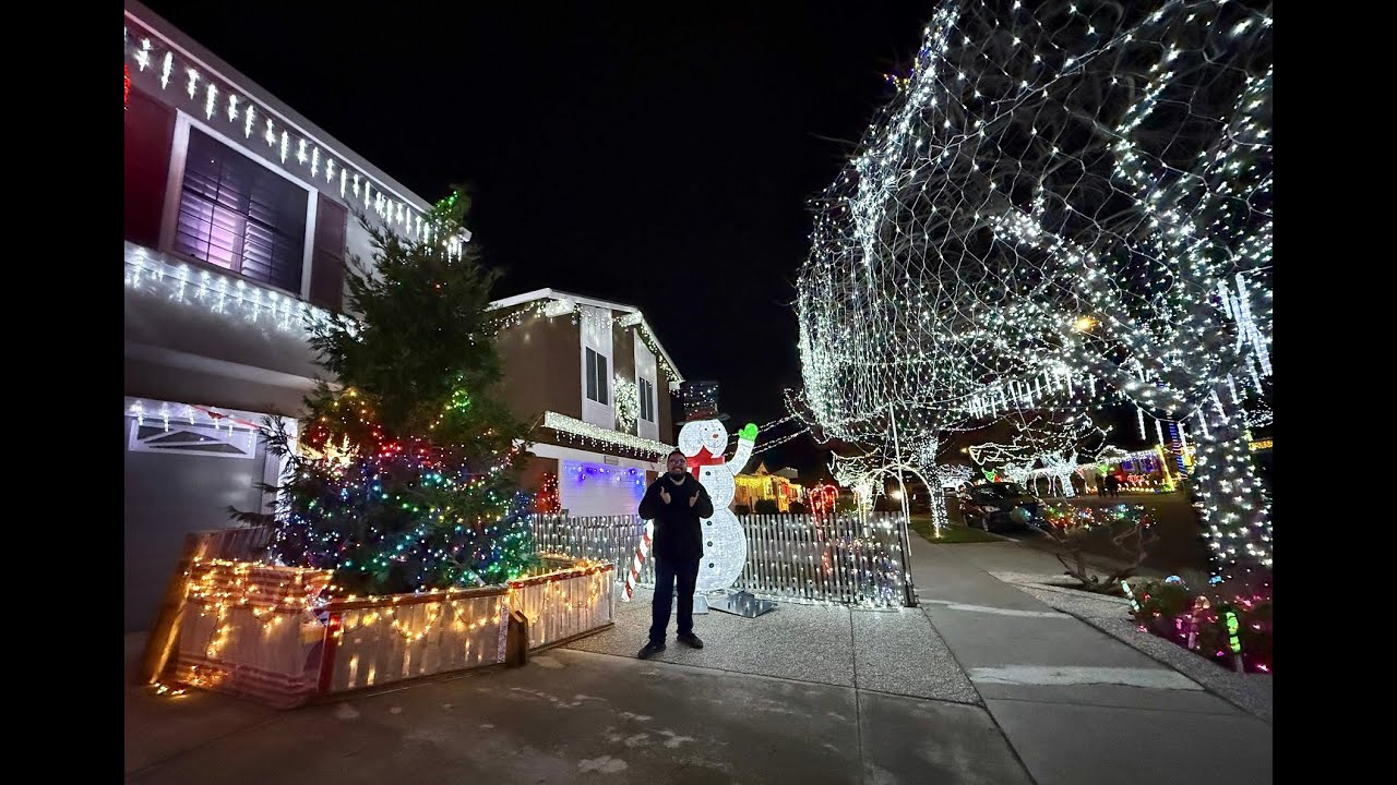 A Quick Visit To Sunset Glen Dr During The Holidays (12-‎30-‎2025)