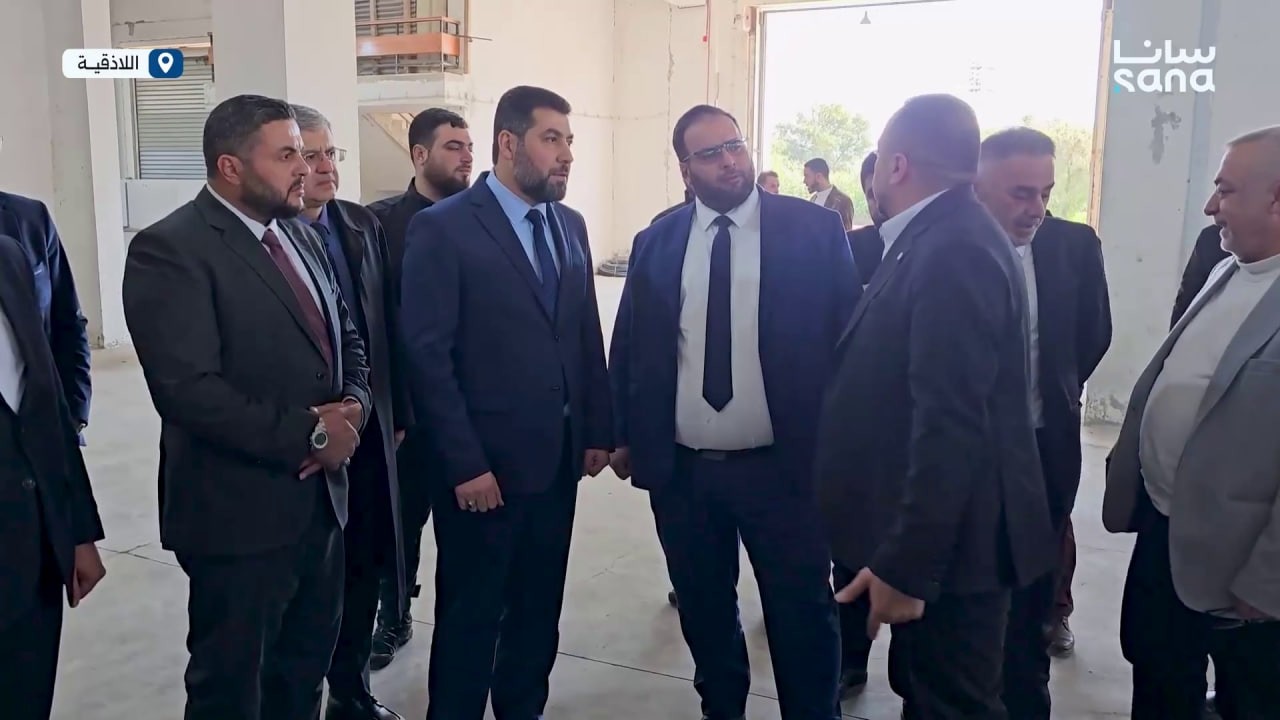 جولة لنائب وزير الاقتصاد والصناعة ومحافظ اللاذقية على المنطقة الصناعية