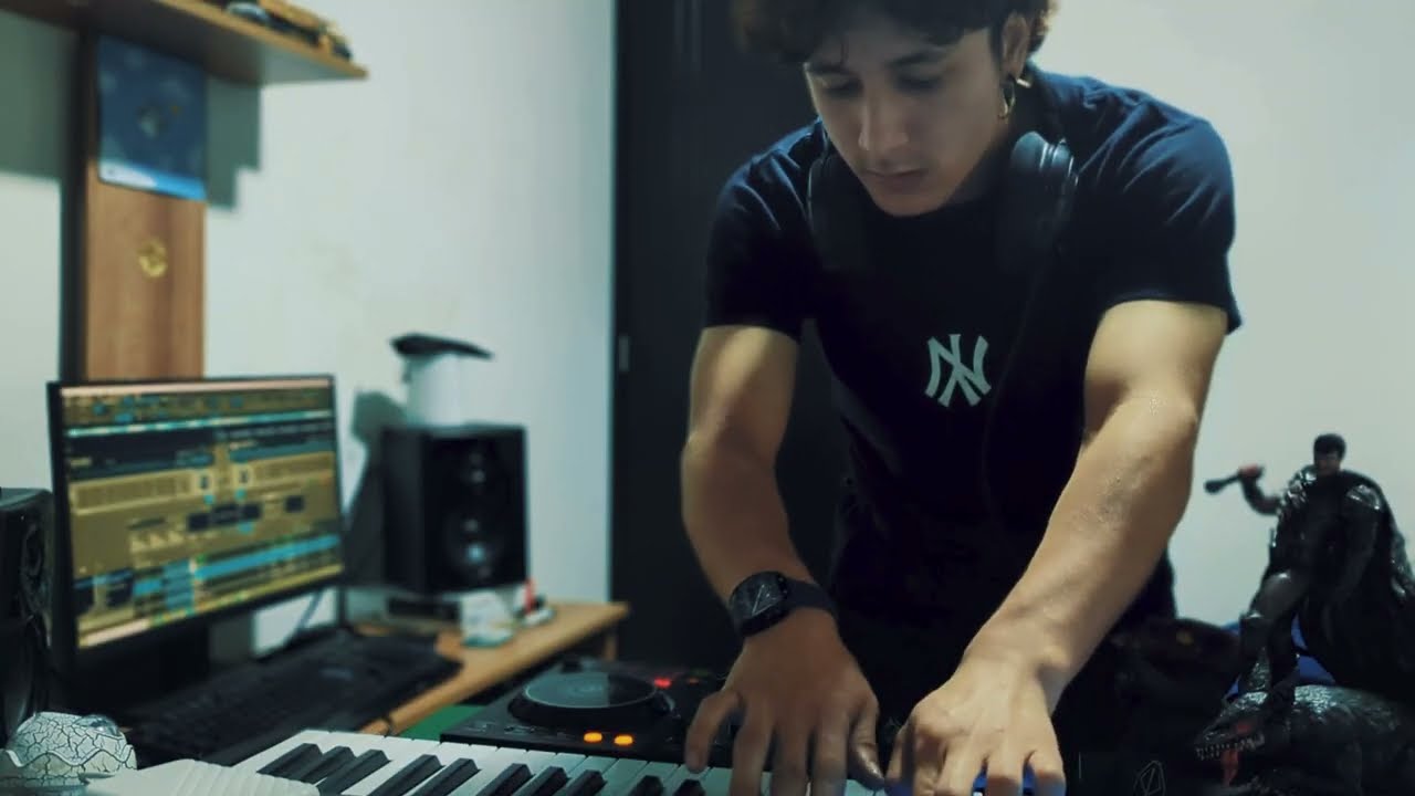 ROOM SET TECHNO/ JHOMA