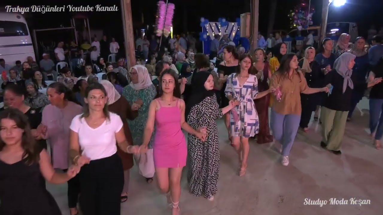 Oynak Ömer Çalıyor Keşanlı Gençler Oynuyor Trakya Halayları