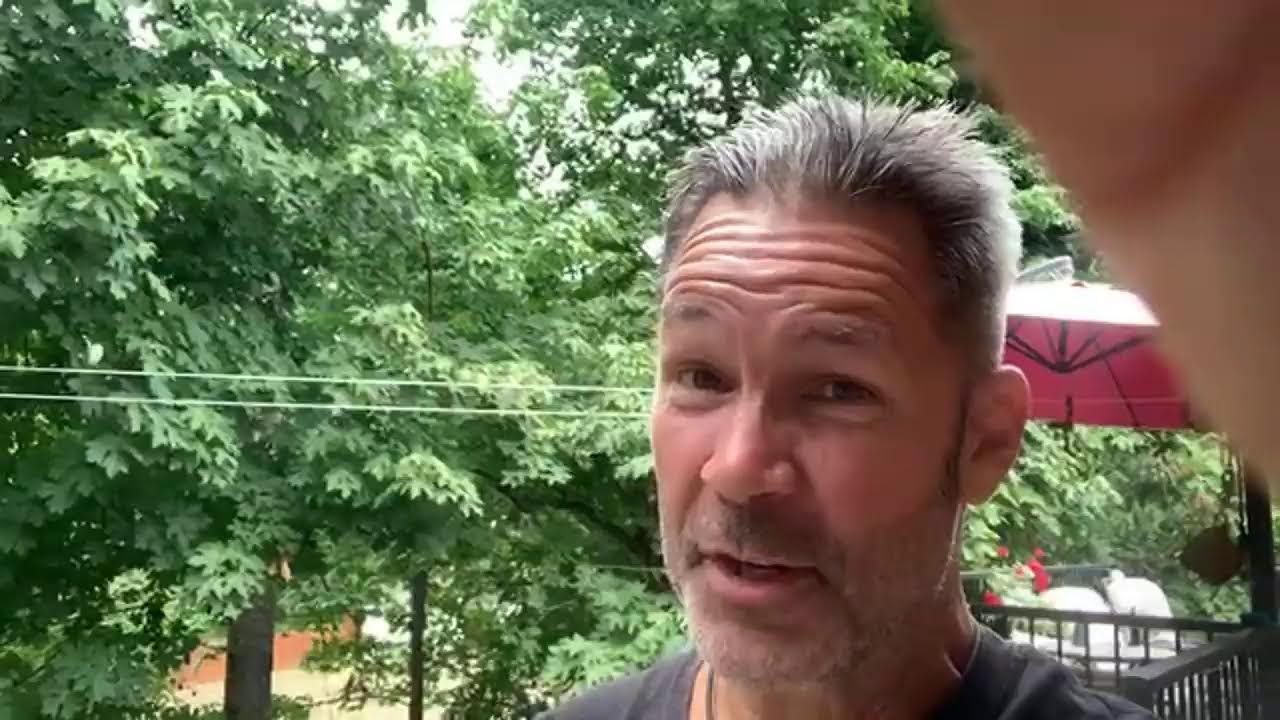 Buckin' Billy Ray Smith is going live!