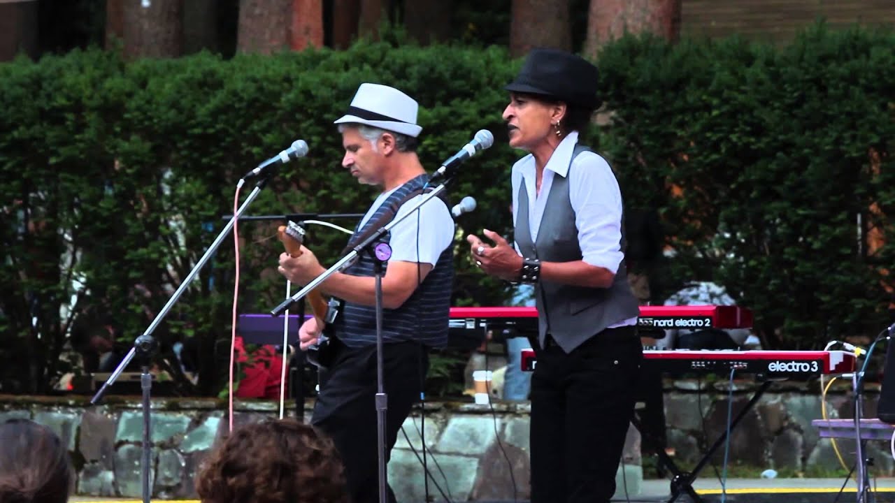 Transperformance 2012: Evelyn Harris with the Sole Stirrers as Sam Cooke