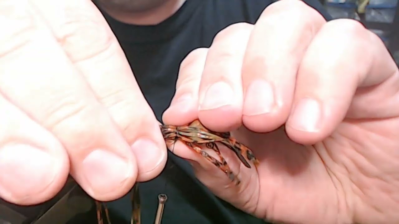 Finesse Style Football Jig - Cajun Red Craw