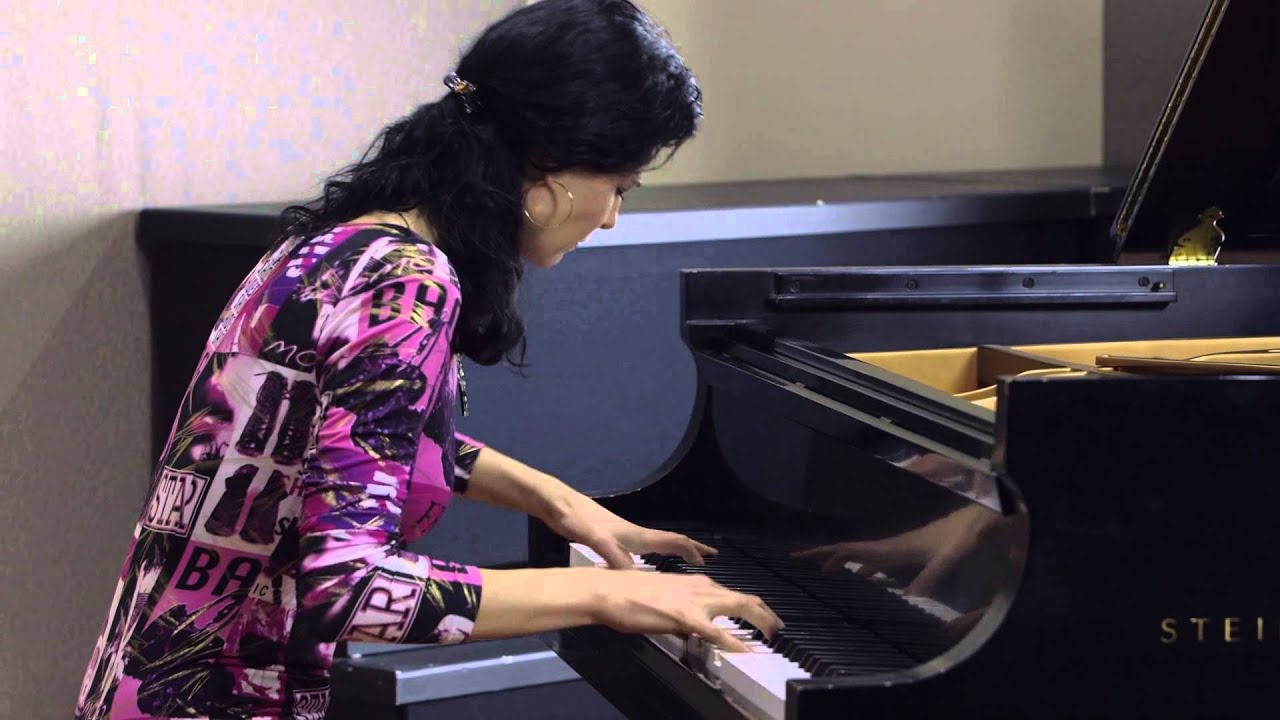 Katie Mahan, piano - Debussy: 