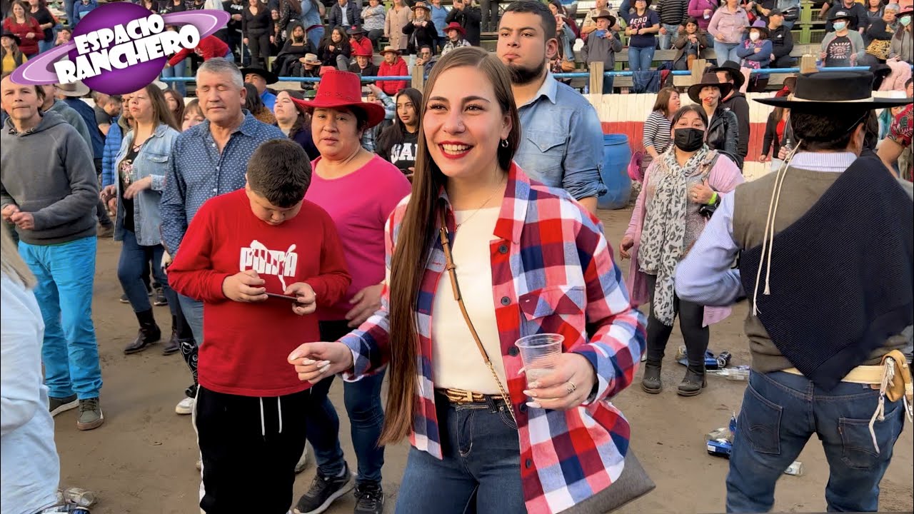 Asi Bailamos Rancheras en La Medialuna de Nos con las amigas Berni y Chavelita - San Bernardo 4K