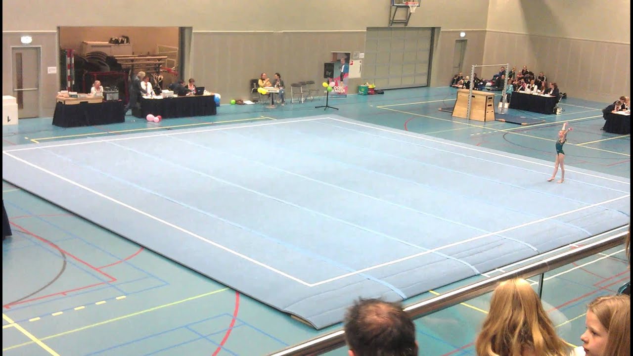 Turnen Kirsten toestelfinale vloer, pupil 1