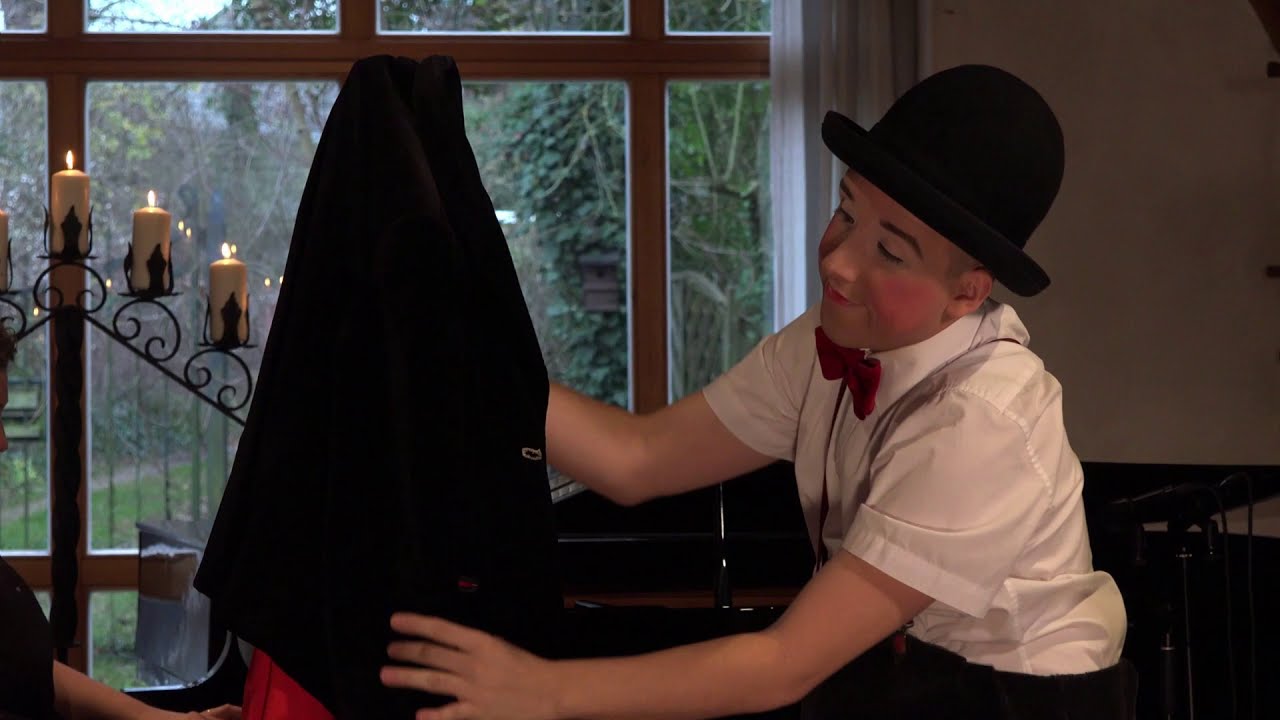 Monsieur Momo & Nicoleta Ion - Frederic Chopin Walzer