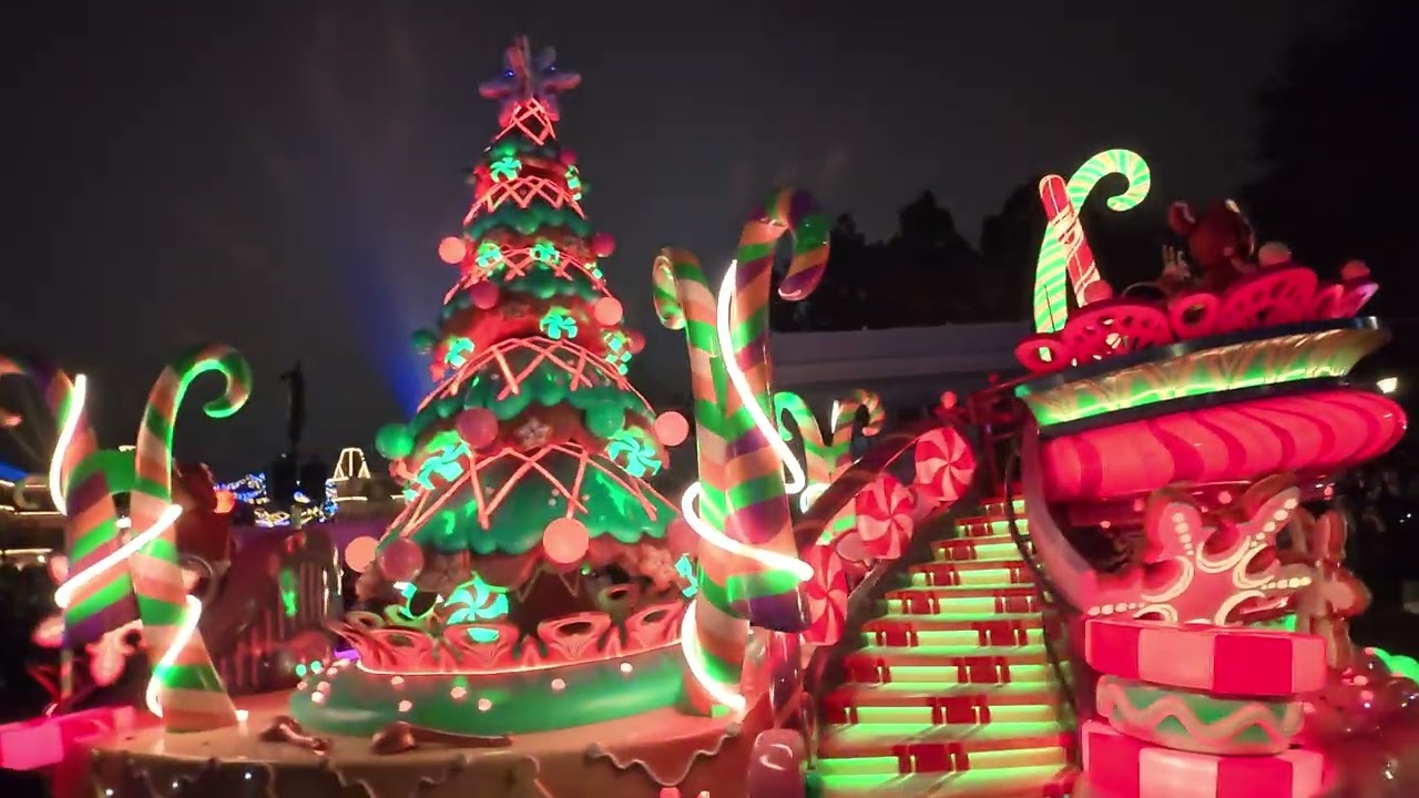 Mickey's Dazzling Christmas Parade