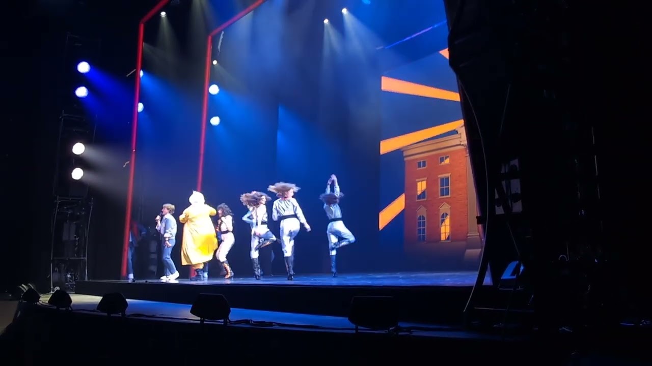#backtothefuture October 4, 2025 Back to the Future The Musical #curtaincall #huntsvillealabama 