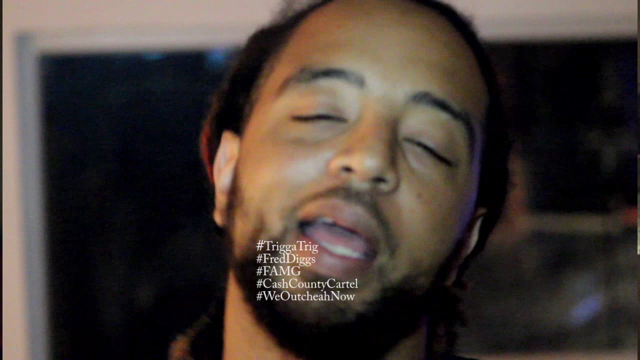 Outcheah Now - Trigga Trig clip in studio