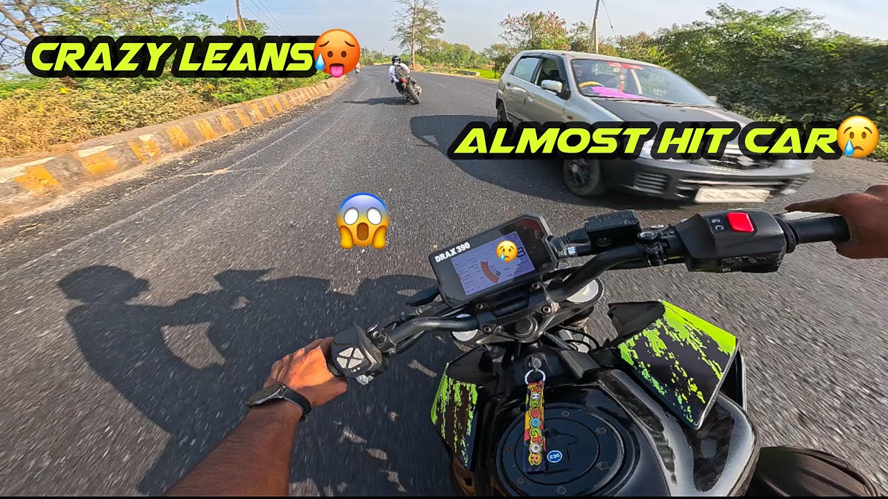 Crazy Leans on Duke 390 vs R15 😢|| Almost Crashed 😱 wite Car