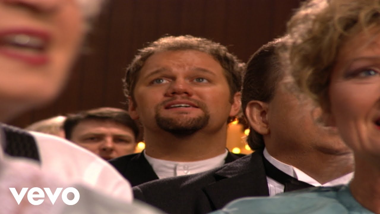 Bill & Gloria Gaither - At Calvary (Live)