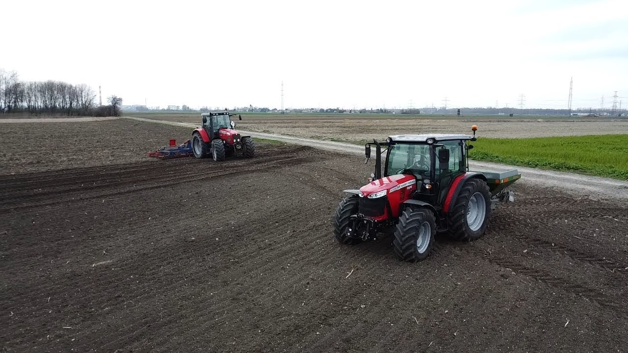 Maisacker herrichten mit MF 6475, MF 4708 (März 2024)
