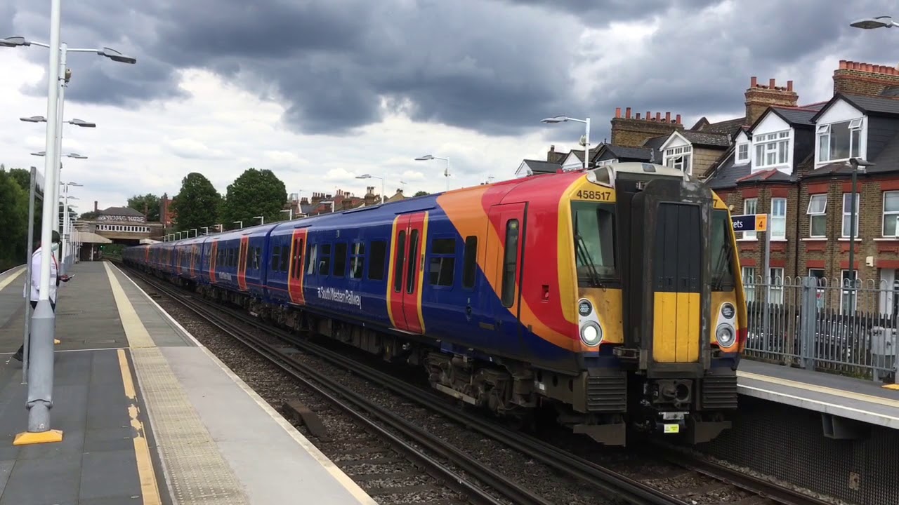 Trains at St Margarets
