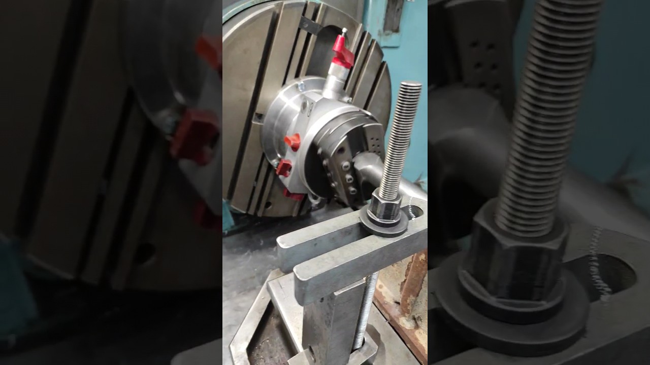 TOS w100a hbm with D'andrea ta220 boring head boring bearing house#hbm #machinist #asmr #chips #see