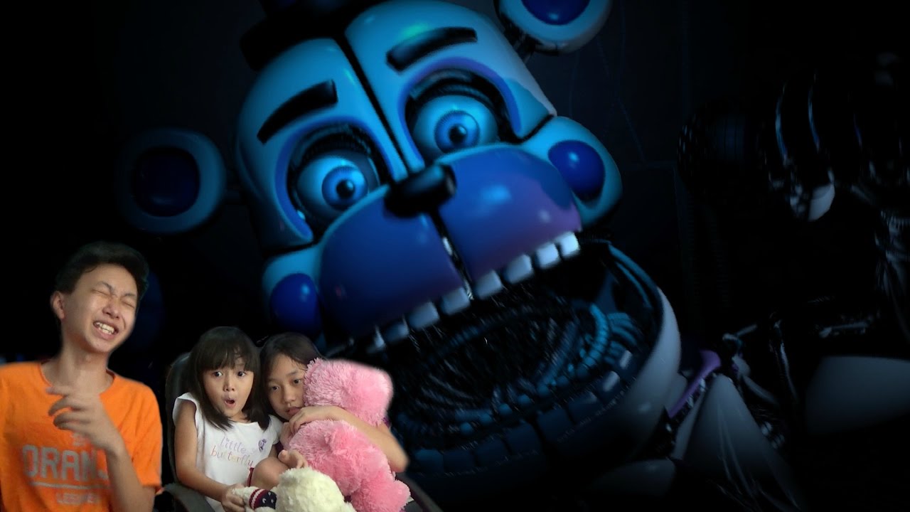 Five Nights At Freddy's Sister Location w/ Sisters!!