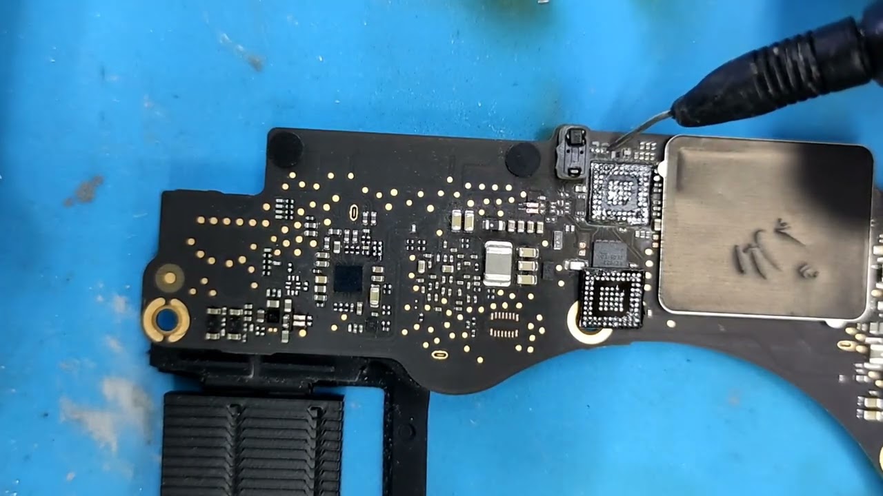 MacBook Pro  2017 A1706 SSD not detect.....