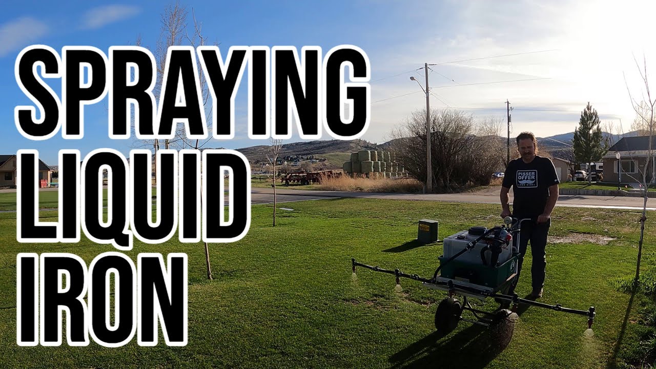 HOW TO.  Spraying Liquid Iron and Humic Acid. GREEN LAWN