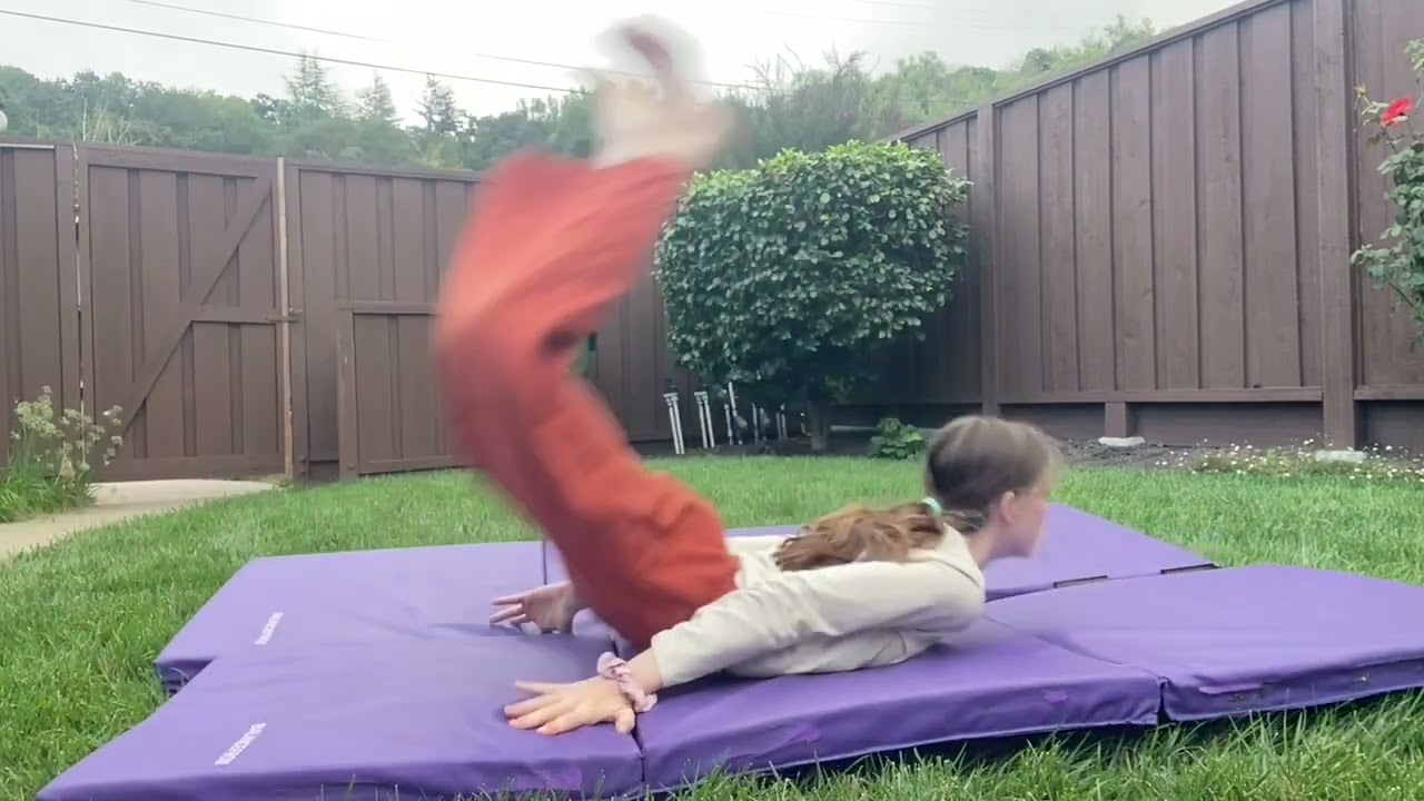 More gymnastics and flexibility outside! Hope you Enjoy :)