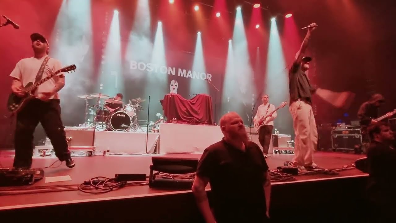 Boston Manor - Foxglove (Live) - The Forum, Melbourne - 31 Aug 2024