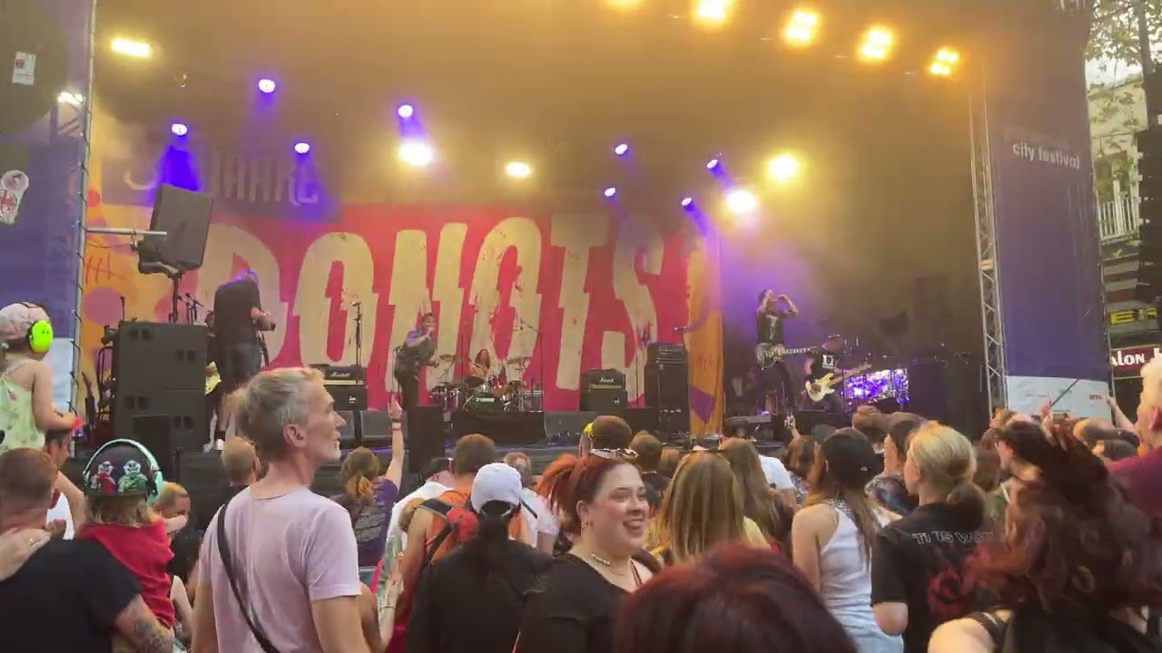Donots – Wake The Dogs (24.08.2024 – Köln, Gamescom City Festival)