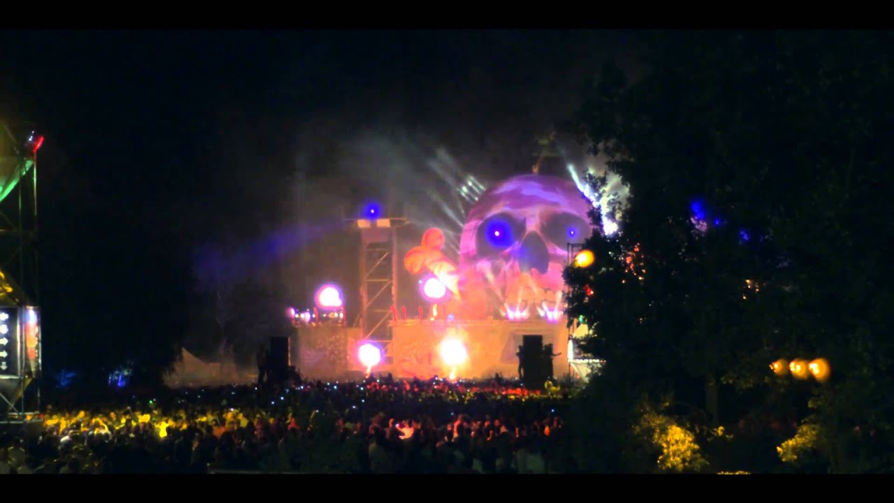Q-BASE 2010 | Official Q-dance Aftermovie