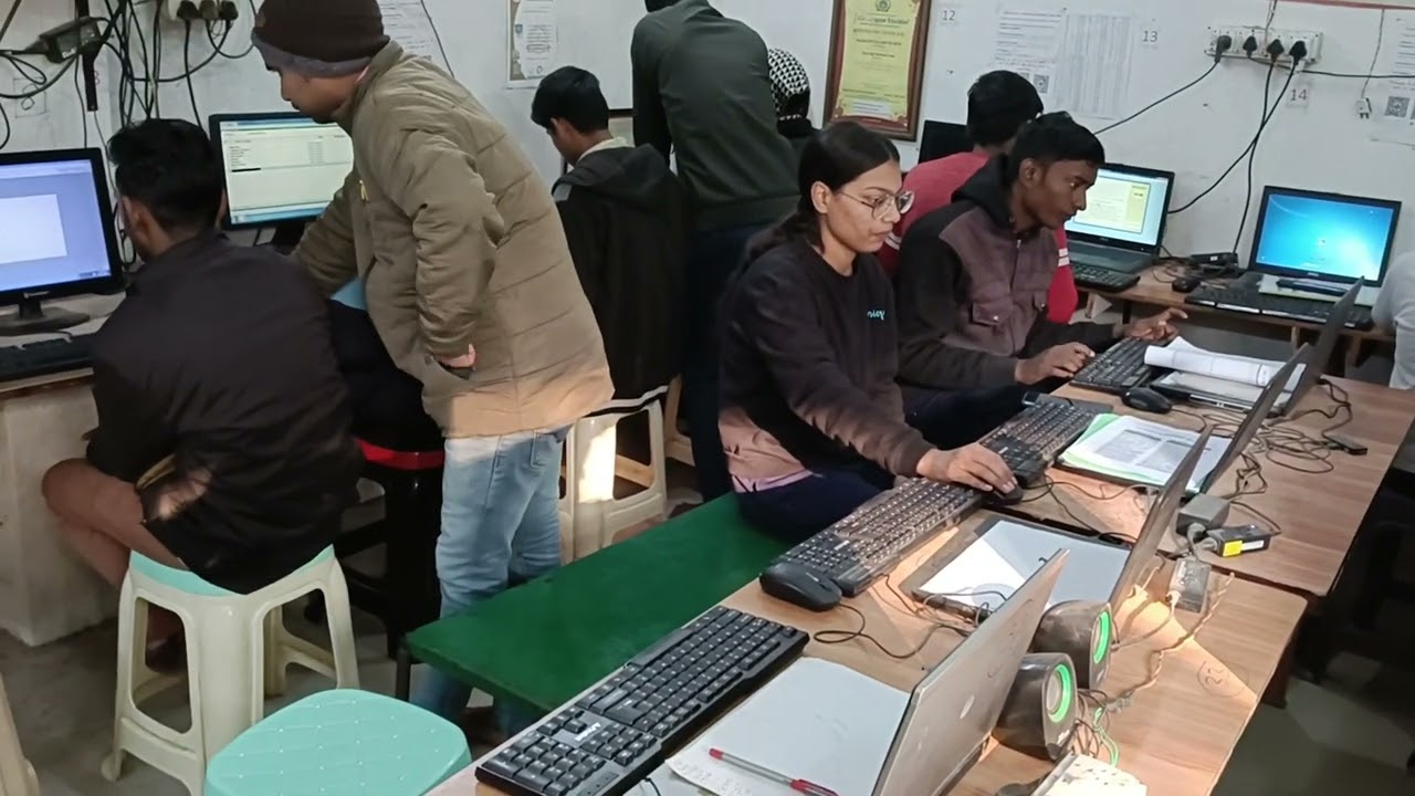 Nalanda Infotech computer centre Sanjay nagar road number 5 Patna Bihar 9234675900