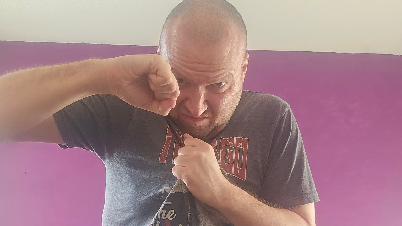 Defence from a  single grab take hold ov the risy hook 2 the jaw 🤛 #selfdefence 