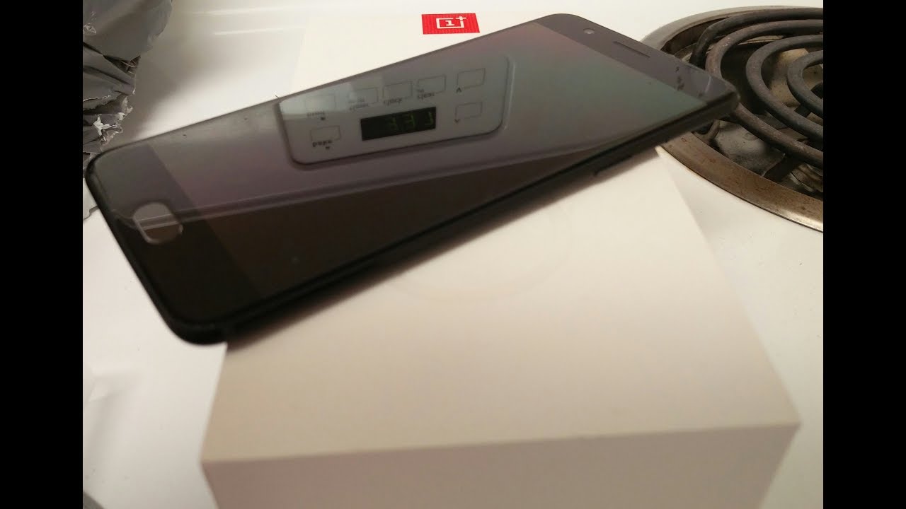 OnePlus 5 smartphone unboxing
