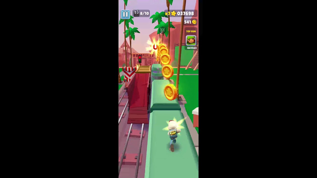 SUBWAY SURFERS ( NO KEYS ALLOWED) BEATING MY PERSONAL SCORE