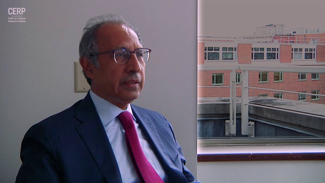 Dr. Hafeez Shaikh at Pakistan Development Forum 2019.