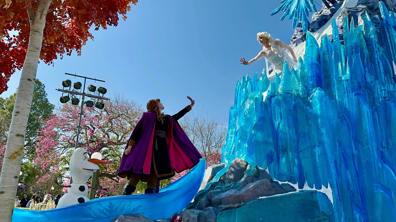 Magic Happens - Disneyland Spring 2023 4K