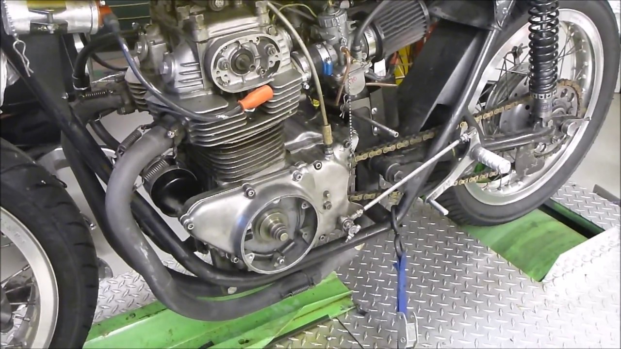 Honda CB 350 Racer- startup and sound