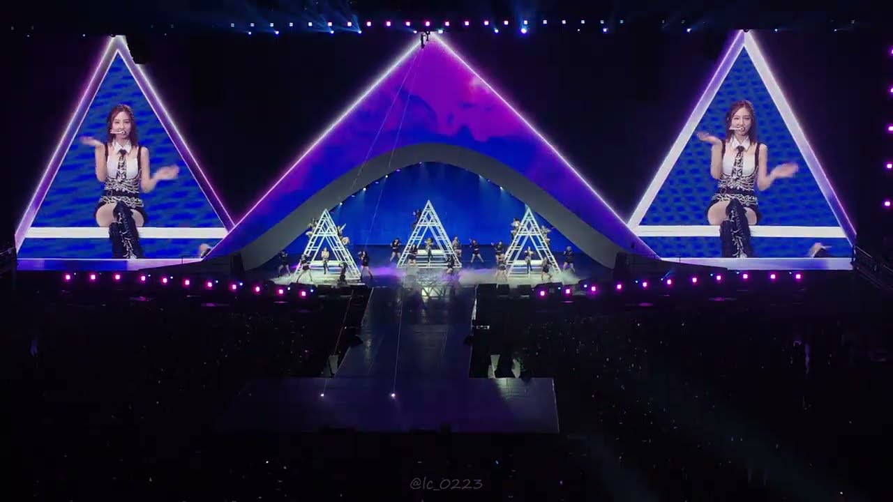 TWICE - More & More 5th World Tour 'READY TO BE' in Bangkok Thailand 230923 4K