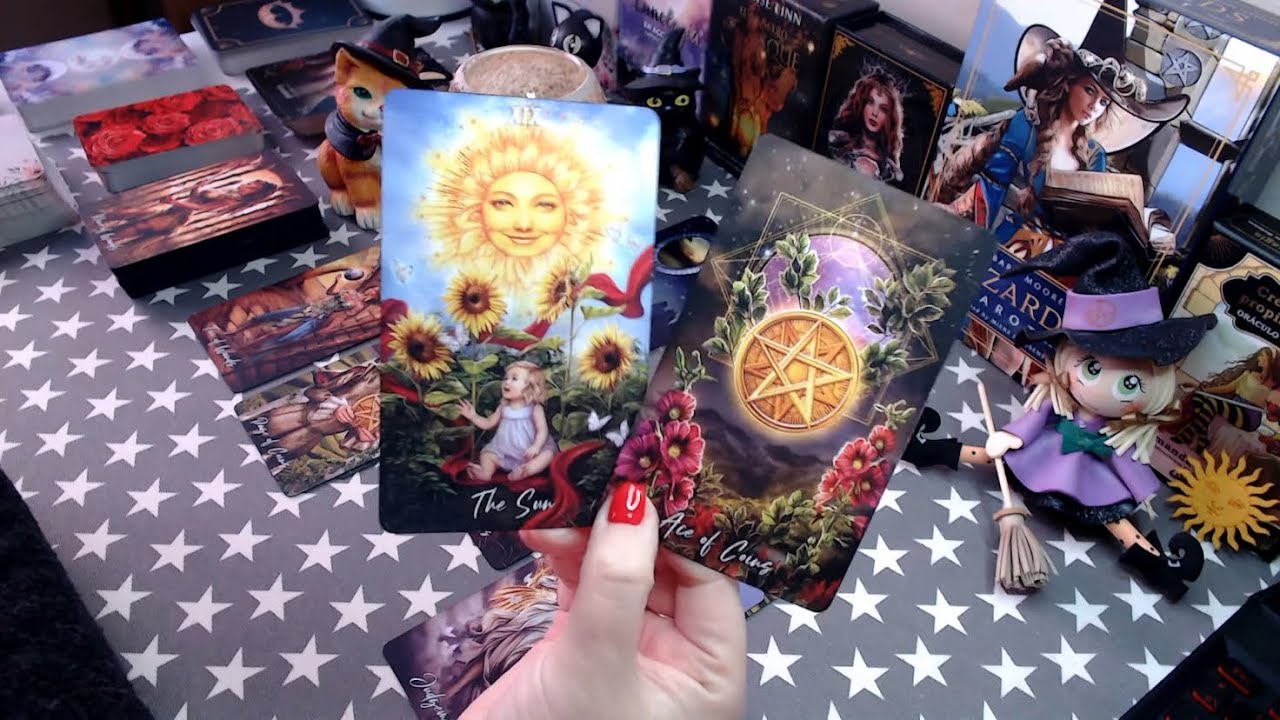 🔮✨¿POR QUÉ SE COMPORTA ASÍ CONMIGO?. ¿QUÉ SIENTE? + CANALIZACIÓN. 🔮✨TAROT INTERACTIVO.