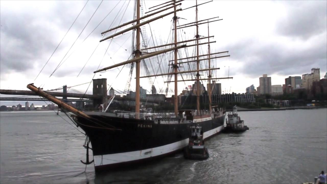 Windjammer Peking Leaves the South Street Seaport for the Last Time