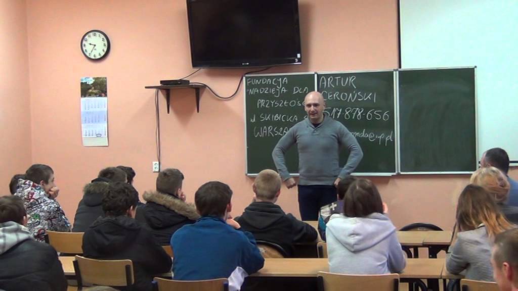 Artur Ceronski i F.N.D.P.wW-wie-PROFILAKTYKA D/S ZACHOW.RYZYK.(Słupsk,28.11.2014r.cz.1,sz.1,sp.1.)